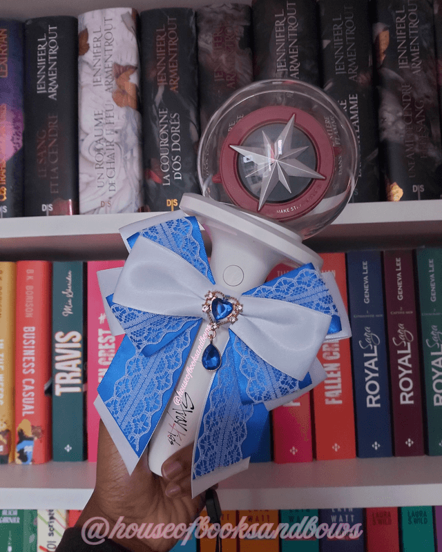 Lacy Lightstick bow