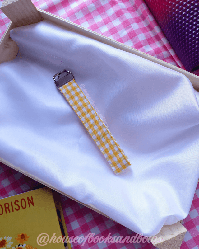 Wristlet vichy