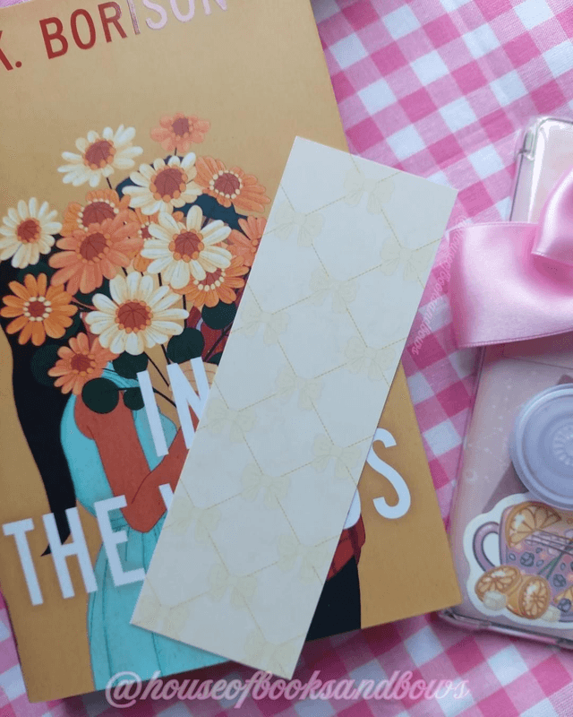 Coquette bows bookmark